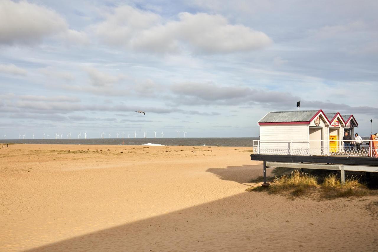 Homely - Great Yarmouth Beach Apartments ภายนอก รูปภาพ